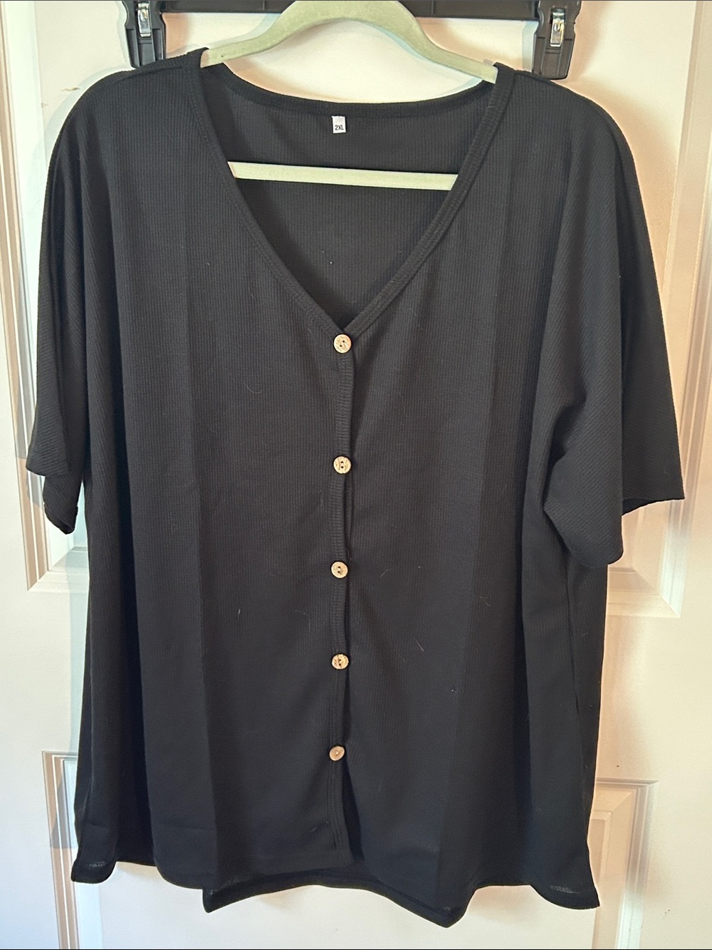 Black Button-Front Short Sleeve Shirt - Unbranded
